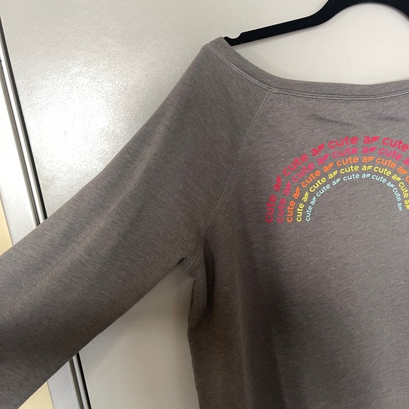 Fabletics- Maddie Ziegler pullover - Picture 7 of 11